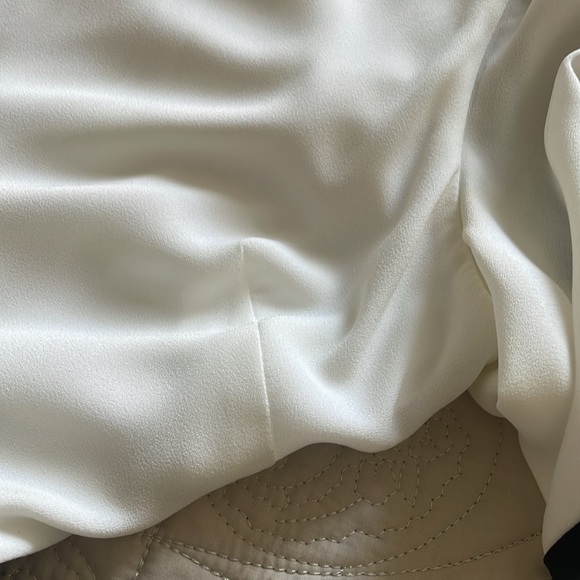 Vince Camuto Crop Jumper Romper Winter White Black Sz 4 Zip Split Flair Back Leg - Picture 10 of 16